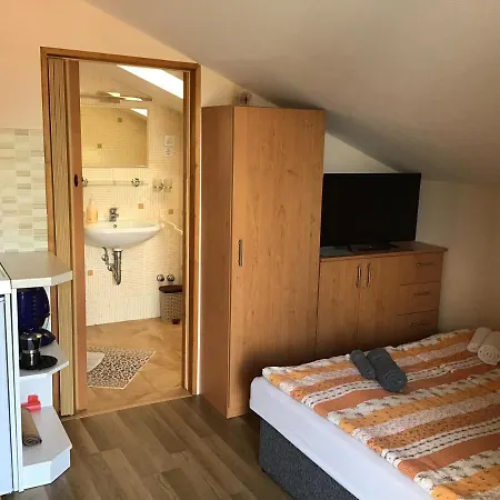 Dravecz Apartment